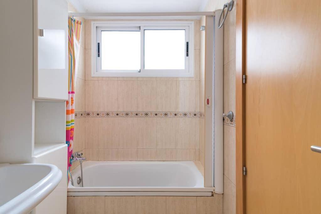 2B Apartamento Atlantico Apartment Vecindario  Bagian luar foto