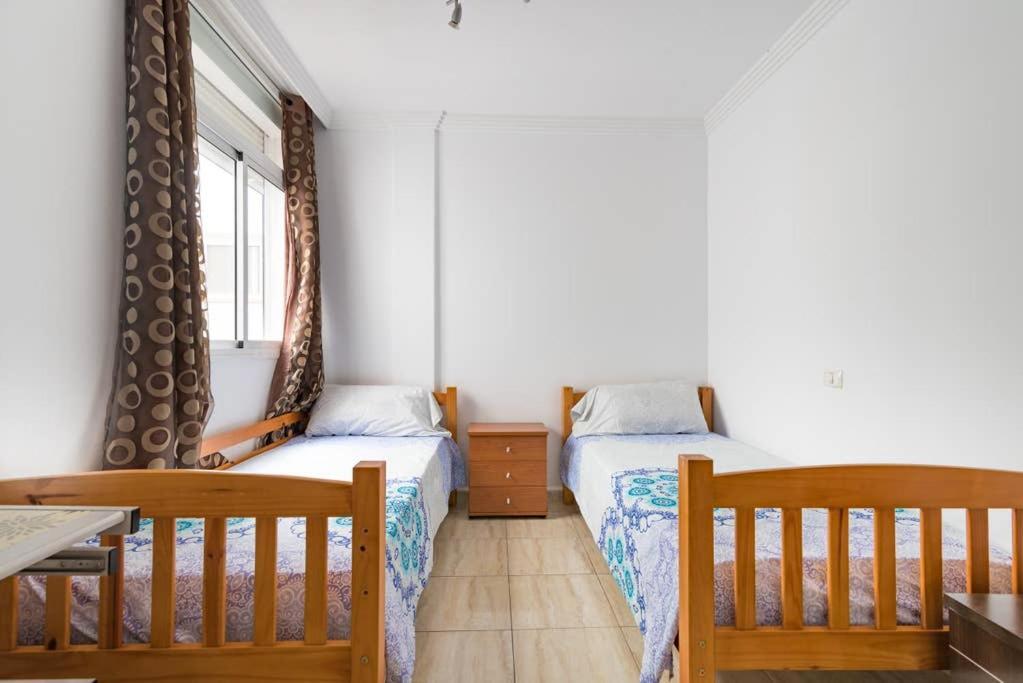 2B Apartamento Atlantico Apartment Vecindario  Bagian luar foto